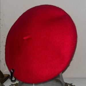 Chic Red wool Beret